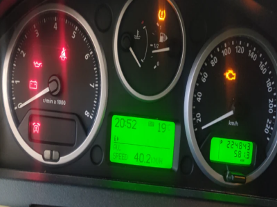 P2098 Code: Post Catalyst Fuel Trim System Too Lean Bank 2 – Meaning, Symptoms, and Fixes